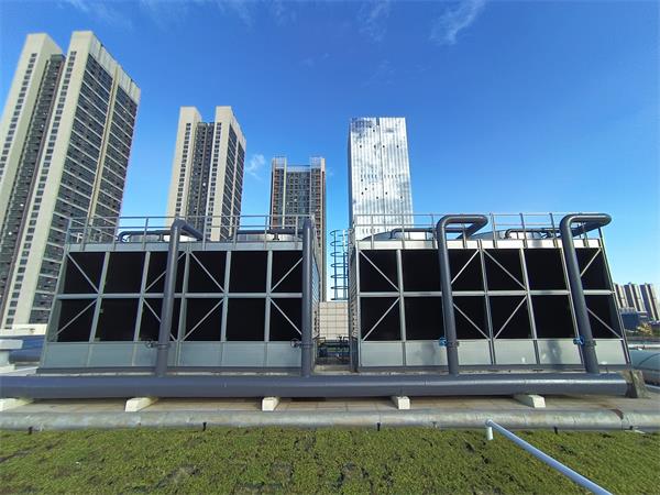 橫流冷卻塔和逆流冷卻塔的區(qū)別有哪些？應(yīng)該怎么選擇